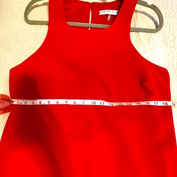 Best dress ever! Size 12 red Trina Turk shift with hot pink feathers - Picture 5 of 5